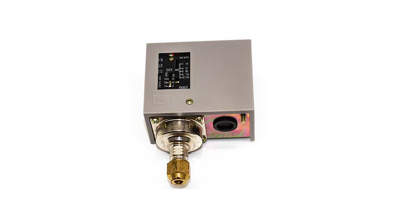 PRESSURE CONTROLLER 110 E